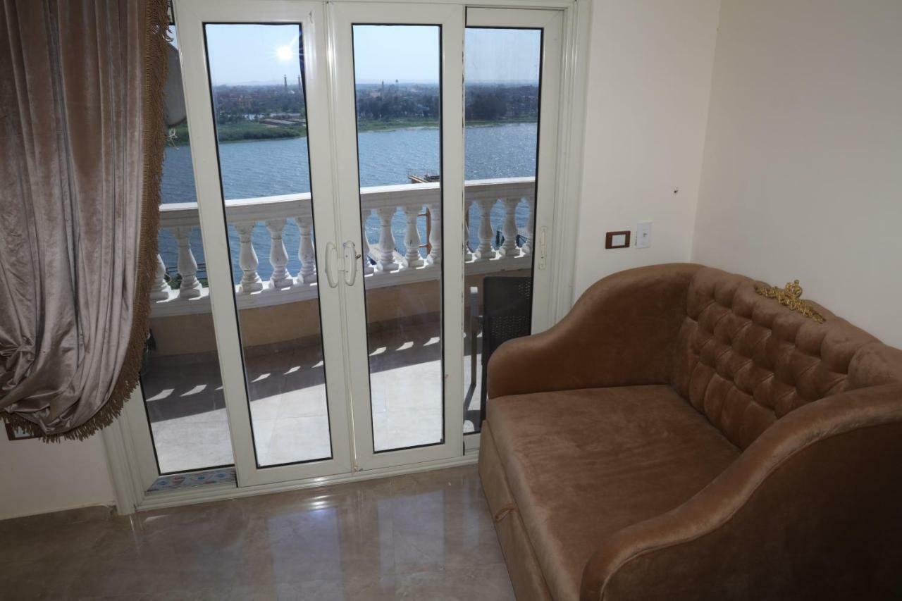Maadi, Direct Nile River View From All Rooms Kairo Exterior foto